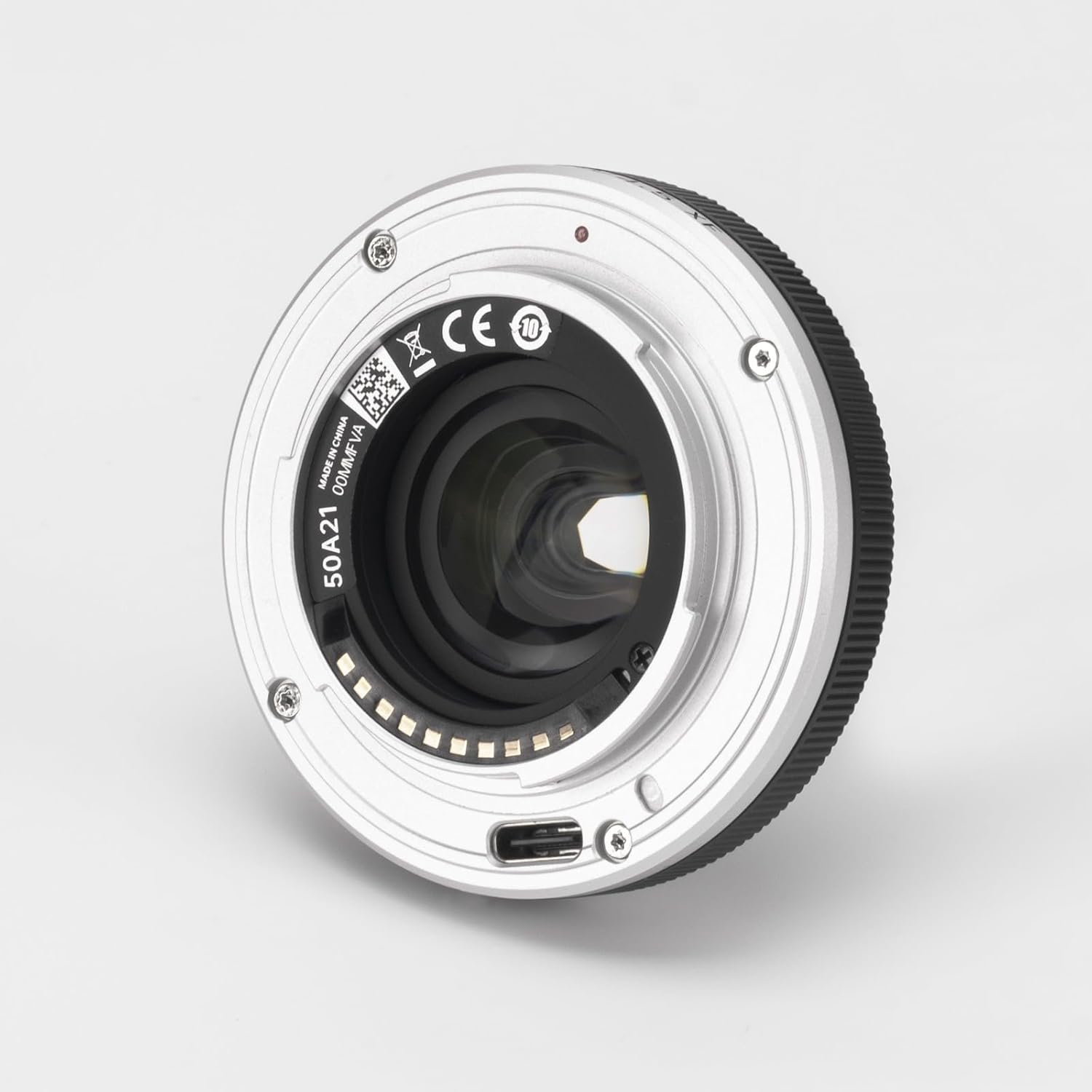 VILTROX 28mm F4.5 XF Pancake Full Frame Auto Focus Wide Angle Prime Lens for Fujifilm Fuji X-Mount Camera X-Pro2 X-Pro3 X-S10 X-T20 X-T30 XT30II X-T200 X-H2 X-H2S X-T5 X-S20 X-T50 X-M5 X-E2S X-E3 X-E4 - Image 4